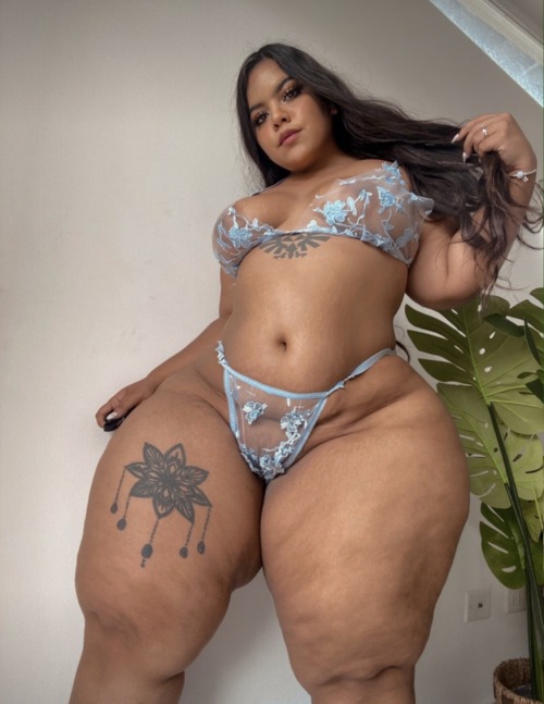 gracie-bbw-deactivated20201016:Im in love with this lingerie!