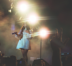 born-to-adore-lana:  jeansboyy:  Lana Del Rey Sao Paulo, Brasil. | 09/11/2013(my edit, don’t remove)  love it