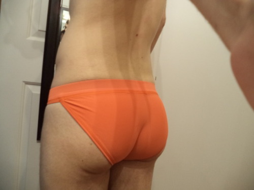 Sex bikinithonglover:  A tanga brief I got from pictures