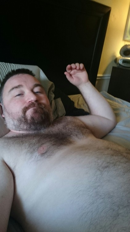 vincebear1971:  cuddlecubottawa:  Out-takes #6   WOOF!!