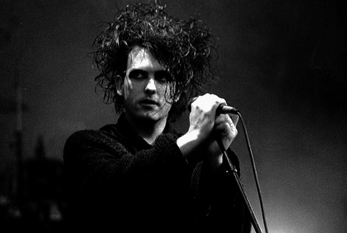 takearideonthewildside1:  takearideonthewildside1    Robert Smith/The Cure   
