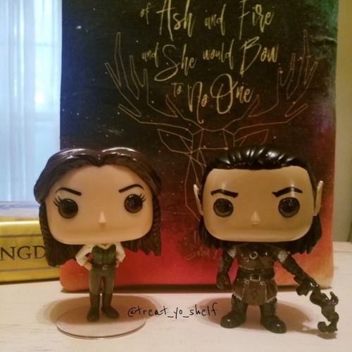 Elide and Lorcan pops I did for Creative Chaotics. Arent they cute!!