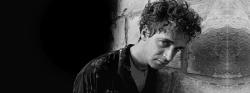 bloque-depresivo:  ceratistar:  Gustavo Cerati  Hermoso hueon♥