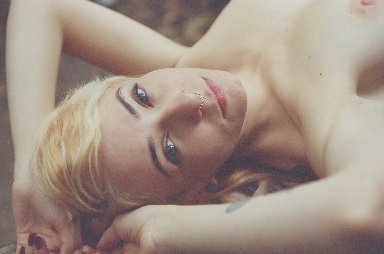 lezalush:  Images by   Allan Fredrick Model Leza Lush / Leza Suicide 