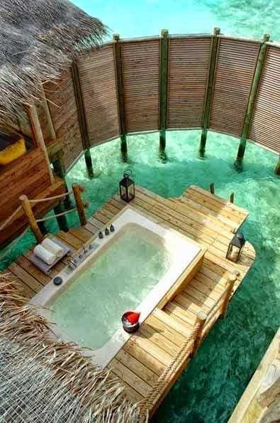 thelandofpleasure:  lucemisteriosa:  PORTATEMI QUI  Abbandonate pure qui..