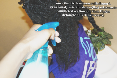 subtle-queen:naijacurls:Detangling Natural Hair After Removing BraidsThis weekend, my little sis rem