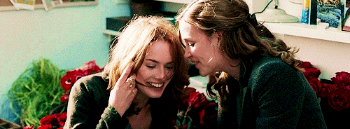 always-la-belle-epoque:  blueisemptysky:  Love is Love  Movie:Imagine Me and You  NOTHING makes me happier than this movie.  
