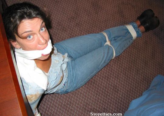 bondagehedgehog:Eliza