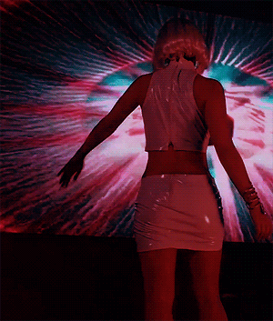 magnusedom:Isabelle Lightwood in Shadowhunters: episode 1x01 “the mortal cup”