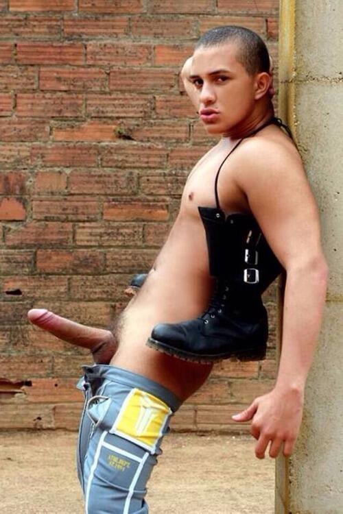 dominicanmen:  #GayBlatinoNerdLove Presents: Dominican.Men - Enjoy the show! 4/2/14 http://dominicanmen.tumblr.com 