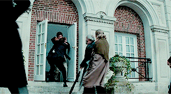 beavesaintmarie:  #some of the most realistic dudefights in the history of cinema
