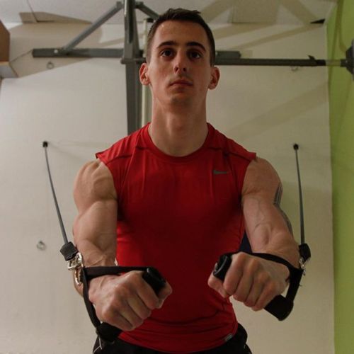 srpski-momci-seksi-sportisti:  Neki od ovih su mi izuzetno seksi … nije bitno koliki im je … i koju bi ulogu imali eventualno … :-)    Siguran sam da se spoje neki sa slika … posle par piva pao bi seks :-))  Možda neko “isprobao” nekog