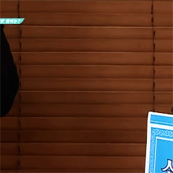 justletitglow:  Only Sunggyu would dare be like this  ∞ 