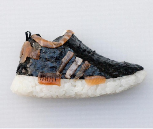 thedesigndome: Chef Who Makes Edible Piece of Art: Sushi Shoes Yujia Hu, a Chinese chef born in Italy and now based in Milan, has combined food and fashion together in a beautiful blend to present the world with his latest culinary creations, sushi shoes.