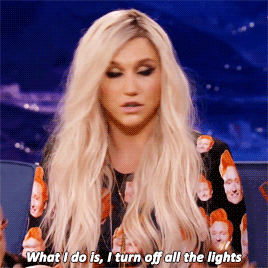 dailykesha:  Kesha on Conan 
