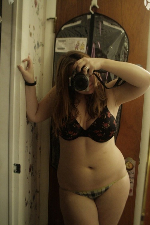 obese-slutty-bitches: Name: CynthiaImages: 39Looking for: Men/WomenNude pics: Yes.Home page: HERE