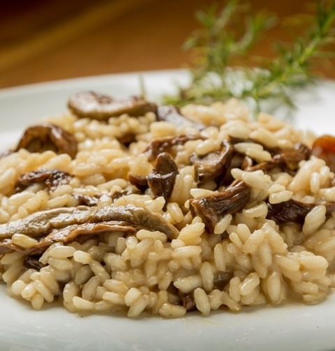 Vegan Risotto With Rosemary And Shiitake Mushrooms - Vegan Recipe