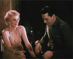 pin-eye-woman:   The eight minute Technicolor sequence in Hell’s Angels is the only surviving color 
