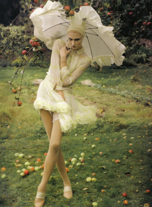 deusch:Christina Carey photographed by Tim Walker for Vogue Italia February 2009