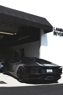 justphamous:  Lamborghini Aventador Matte Black | JustPhamous 