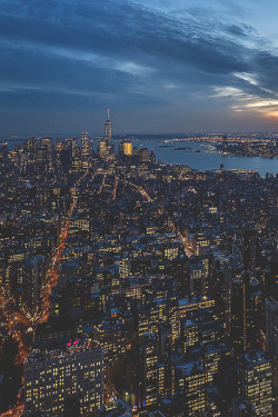 visualechoess:  Concrete Jungle at sunset by: Claudia Portmann-Caminada