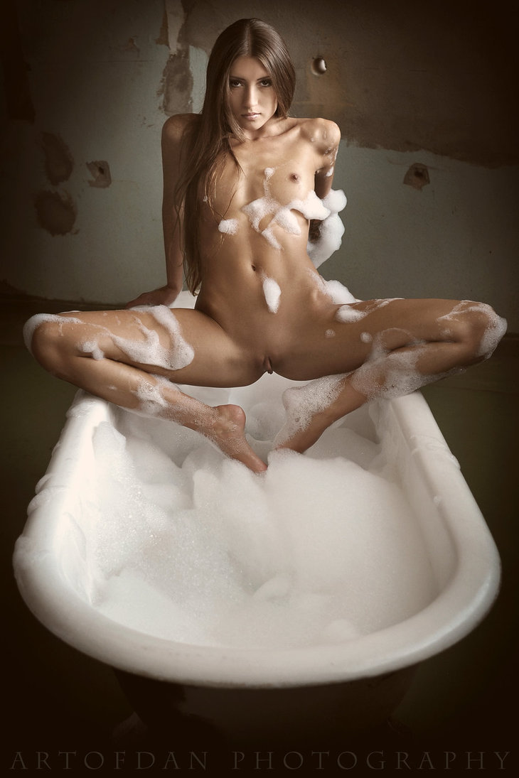 naughtyjessicahoward:  Perfect. 