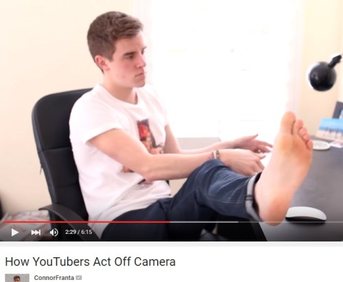 famousfeetandpits:Who knew Connor Franta had feet this amazing hidden in those shoes? From his video