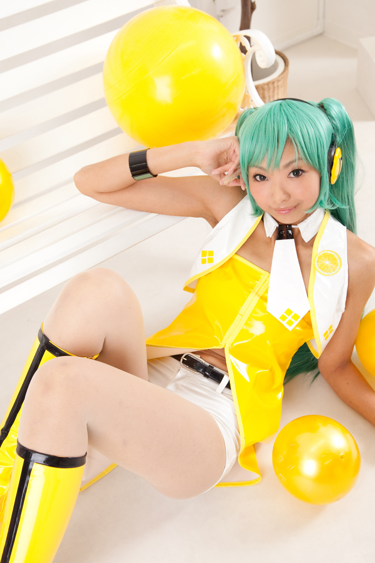 Vocaloid - Miku Hatsune (Necoco) 22HELP US GROW Like,Comment &amp; Share.CosplayJapaneseGirls1.5