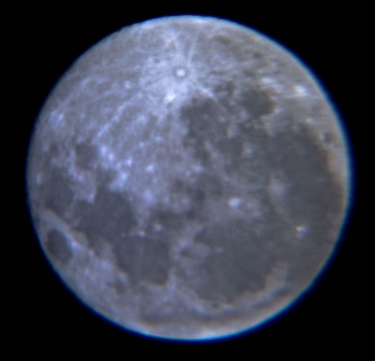 astronomicalwonders:  Astrophotography Basics - The Blue MoonAstrophotography is