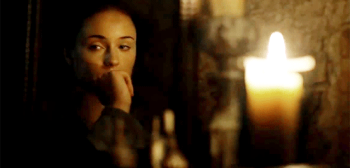 pearls-and-petticoats:Aliénor - Episode 2: Bordeaux “Eleanor, I beseech you! Make peace with my Lady