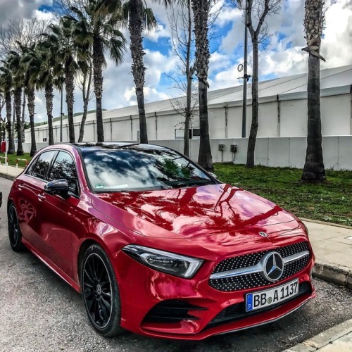 Mercedes-Benz A 250 AMG line (Instagram @chrissagramola)