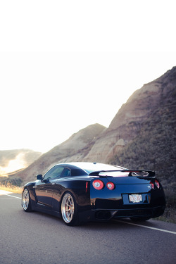 supercars-photography:  Good Morning GTR