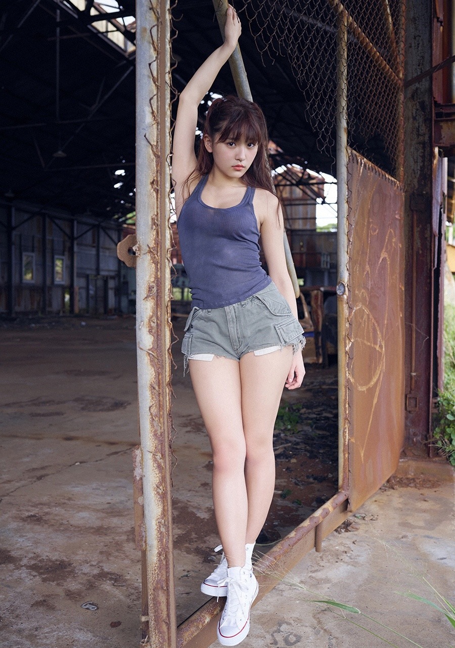 浅川梨奈