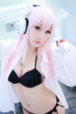 xxxcosplaypics:  View more XXX Cosplay Pics