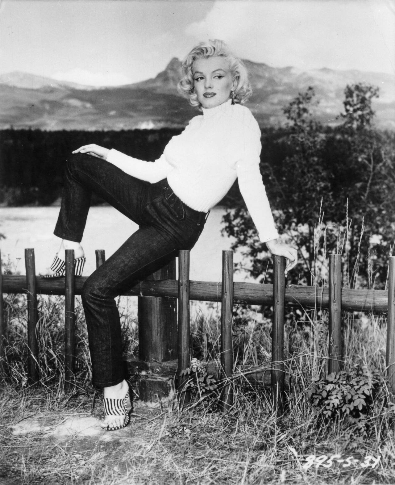 Oh Yeah Pop — Marilyn Monroe in Jeans, Canada, 1953