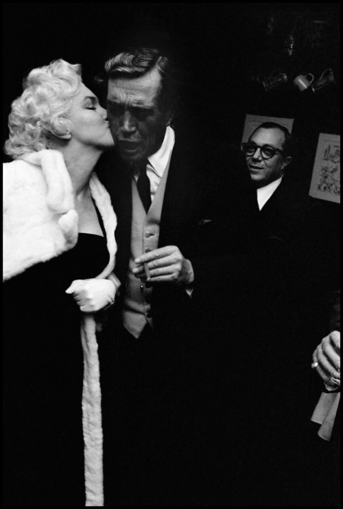 ourmarilynmonroe:  Marilyn Monroe and John Huston in NY, 1956 by Burt Glinn.