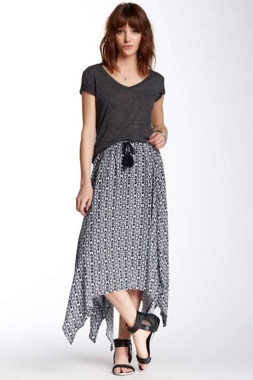 Handkerchief Hem Printed SkirtYou&rsquo;ll love these Skirts. Promise!