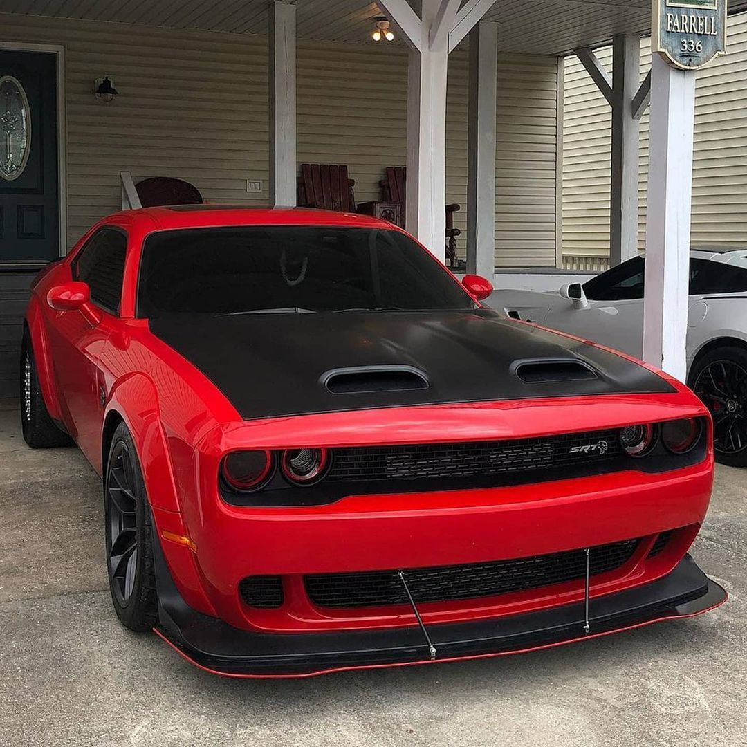 Dodge Challenger Hellcat Custom