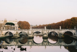 imperfectio:  Rome, December 2011 by pctBK