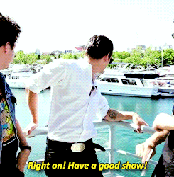tomshardie:  Alex responds to a passerby on a jet-ski 