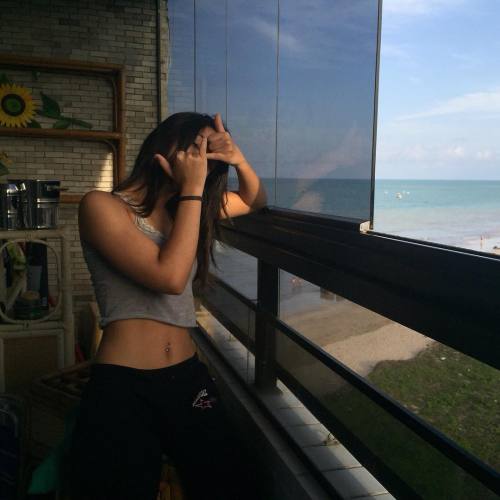 https://streetgrl.tumblr.com/post/146213381087