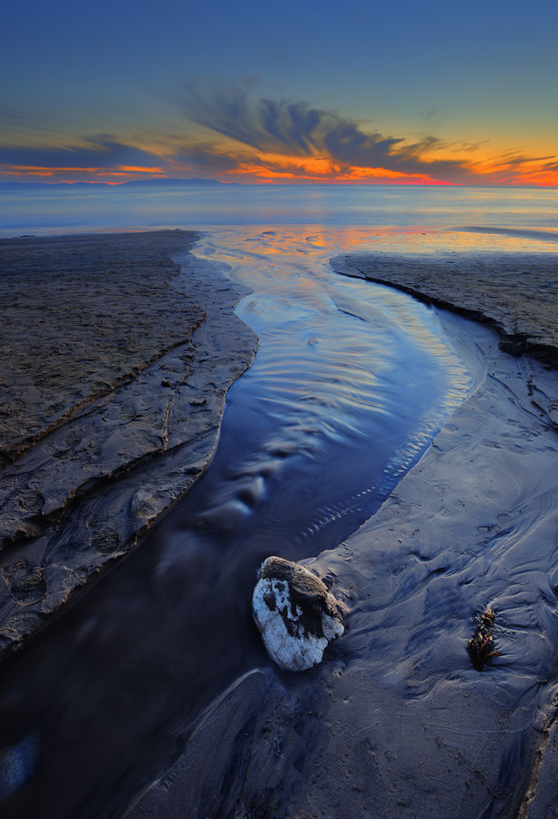 wowtastic-nature:  Into The Sea by  Josue Claros on 500px.com 