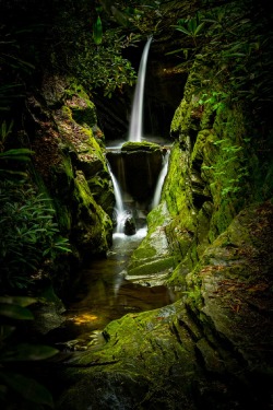 sublim-ature:  Duggers Creek Falls, North