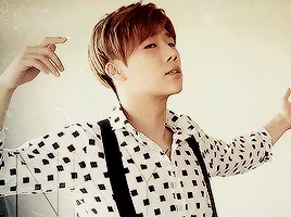in the heights profile shoot // sunggyu 