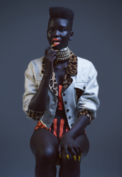 Chibipanduh:  Blackandkillingit:  Thistlebrown:  Luvv Bazaar Shoot In Black Magazine