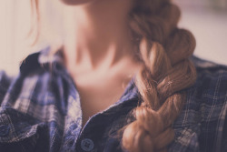 maateya:  Simple braid by Anna Rose Photography