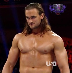 wwedrewmcintyre1:  mmmmmm 