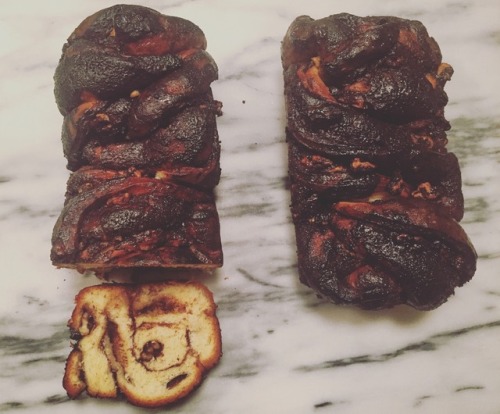 Homemade #chocolate #babka in the morning? Yes please! #justinedkitchen 🍞🍫☕️