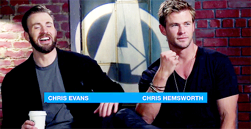 buckypupbarnes:Chris knows how to comfort a friend. *touches boob, touches knee*.  