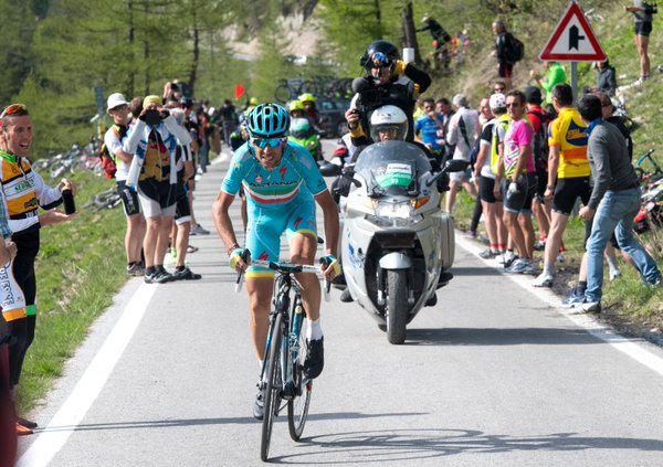 dbarraja:  The Shark is the new Maglia Rosa 